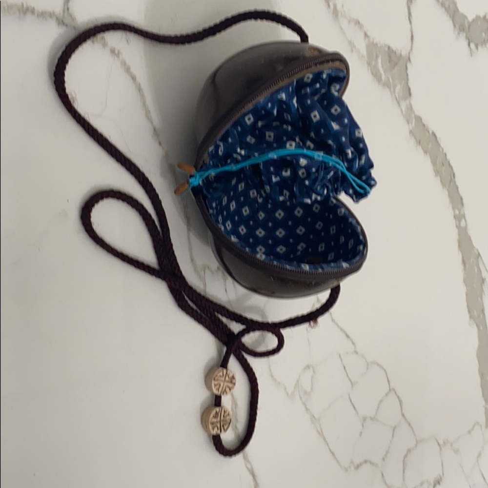 Round Purse - Picture 3 of 3